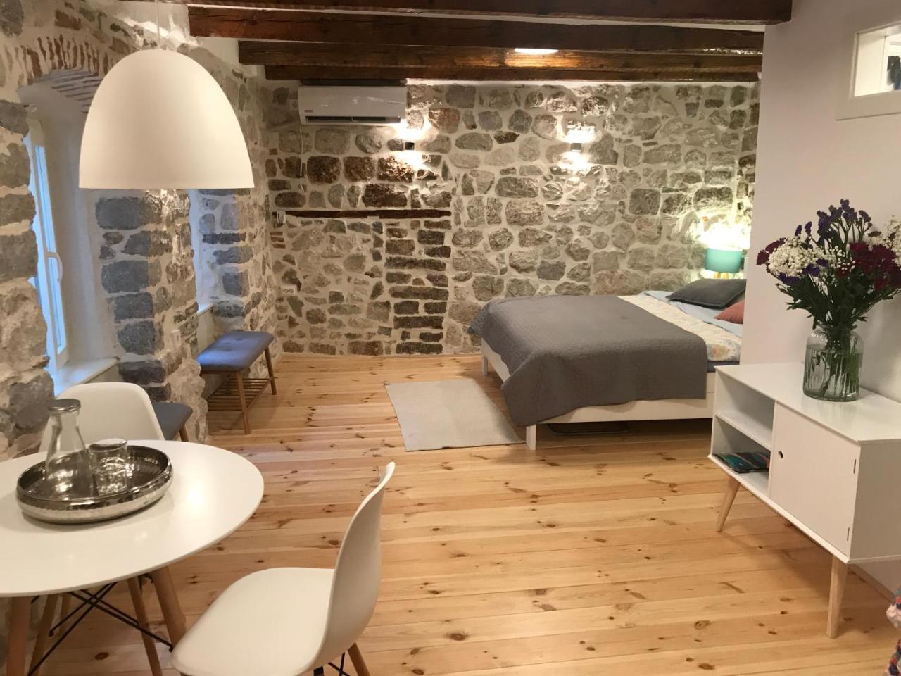 Chic & Stylish With Seaview-Terrace - Kotor Indah Daire Dış mekan fotoğraf